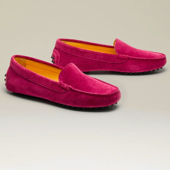 M. Gemi “The Felize” fuchsia suede driving moccasin/loafers - Picture 1 of 10